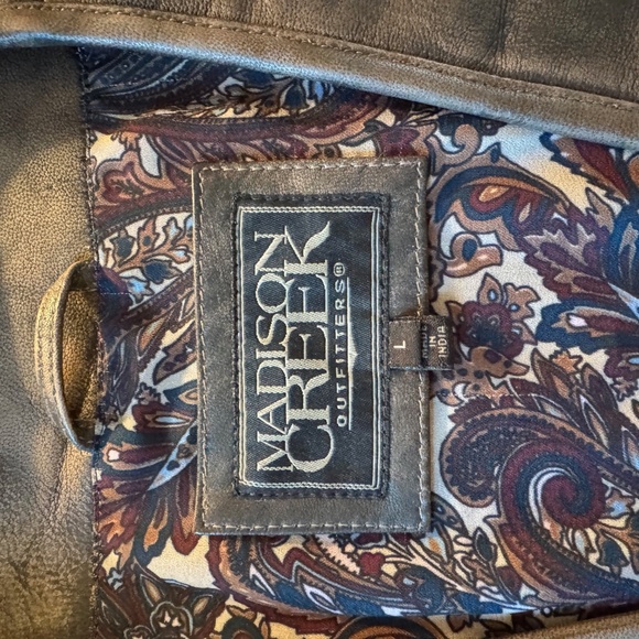 Madison Creek leather vest - Picture 5 of 5